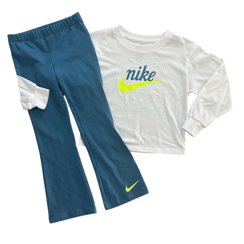 Nike 2 Piece Set Long Sleeve Logo T-Shirt & Blue Flare Pants Girls Size 2T NWT